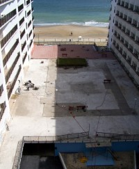 The Henlopen Plaza before All States Construction provided their services.